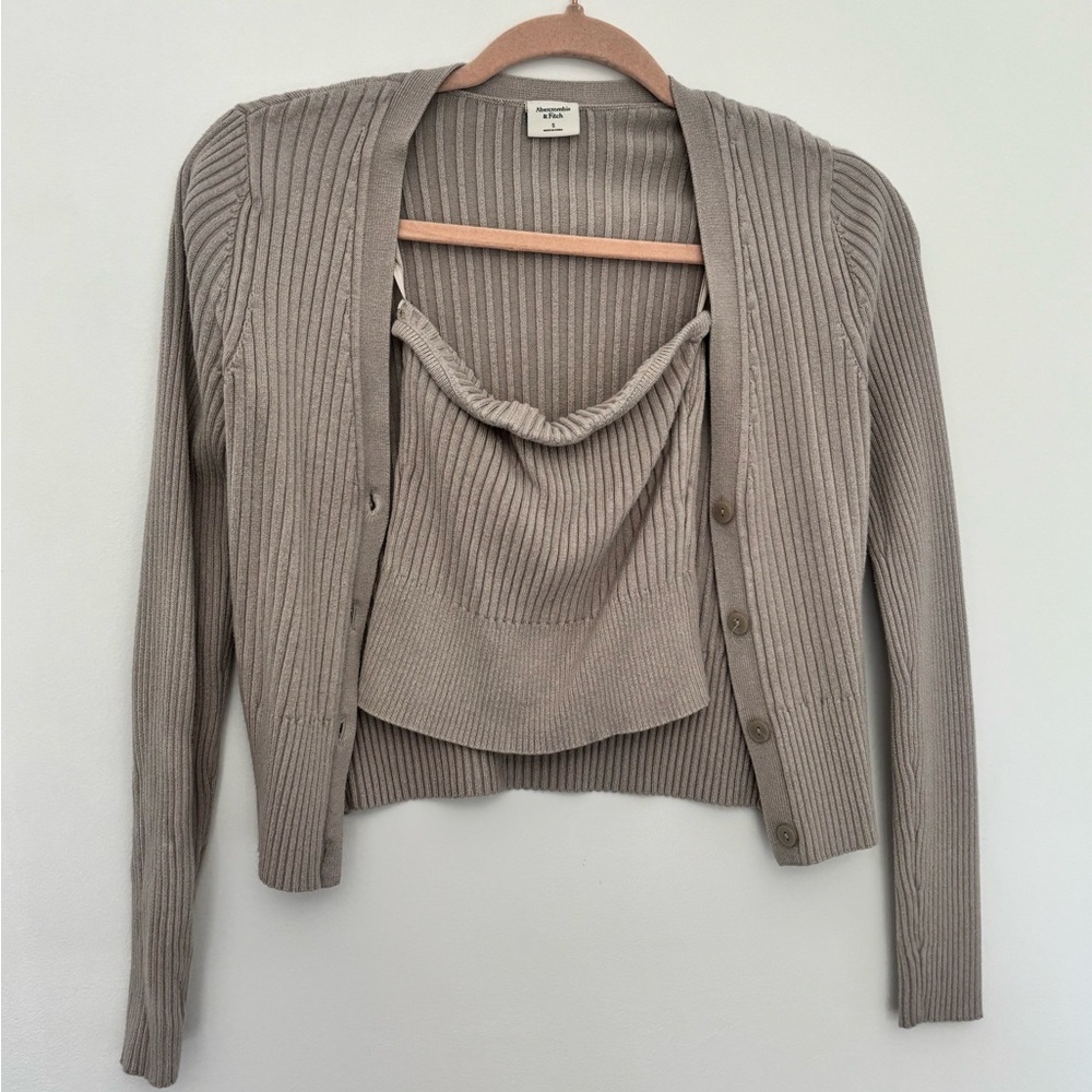 Abercrombie & Fitch Tan Ribbed Cardigan Sweater Set